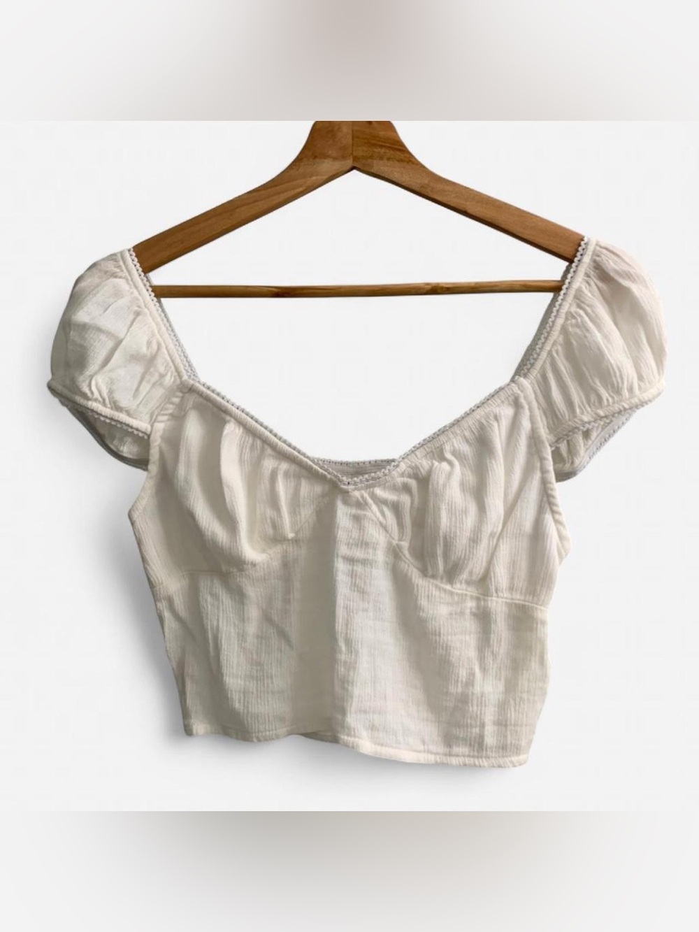 NWT Abound white Fryie Top lace trim sweetheart neckline puff sleeve #cottagecor